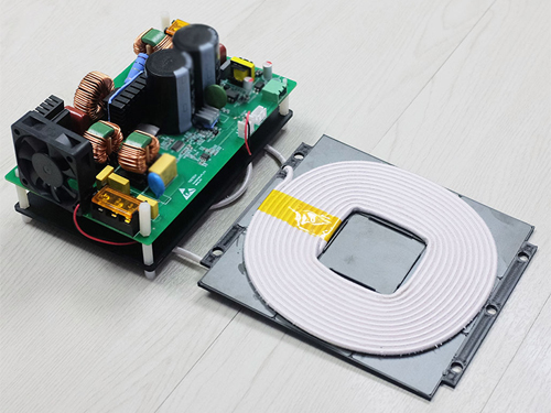 摩登7注册在无线充电器中的热管理策略